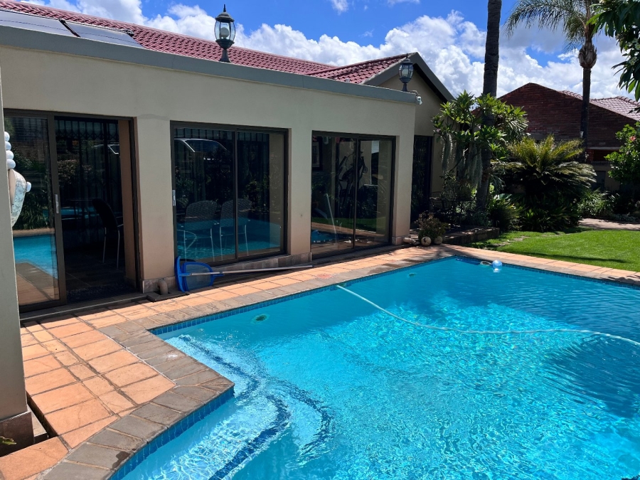 4 Bedroom Property for Sale in Montana Tuine Gauteng