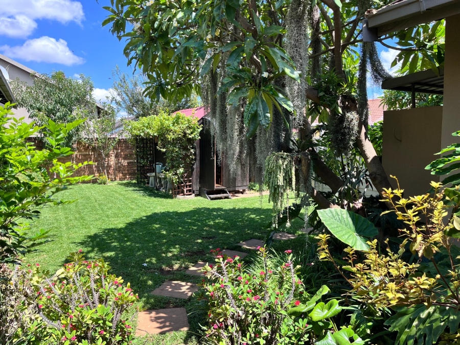 4 Bedroom Property for Sale in Montana Tuine Gauteng