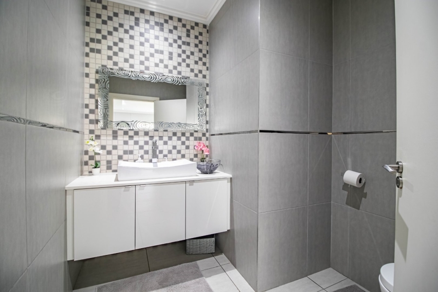 3 Bedroom Property for Sale in Bedford Gardens Gauteng