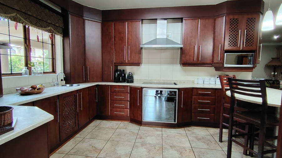 4 Bedroom Property for Sale in Raslouw Manor Gauteng