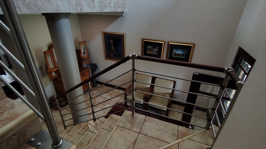 4 Bedroom Property for Sale in Raslouw Manor Gauteng