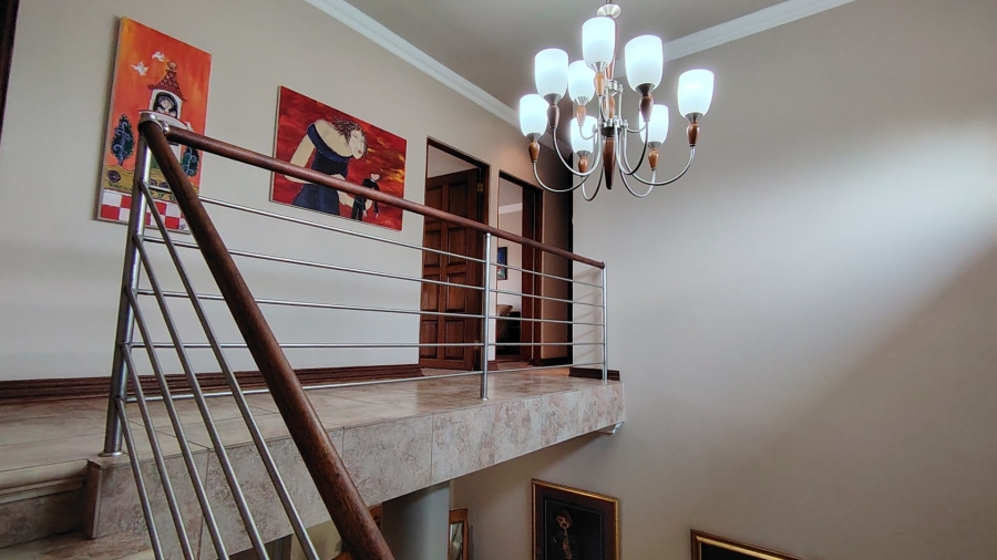 4 Bedroom Property for Sale in Raslouw Manor Gauteng