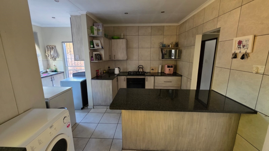 3 Bedroom Property for Sale in Doornpoort Gauteng