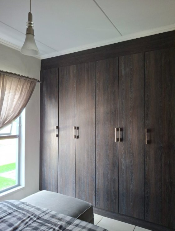 3 Bedroom Property for Sale in Longmeadow Gauteng