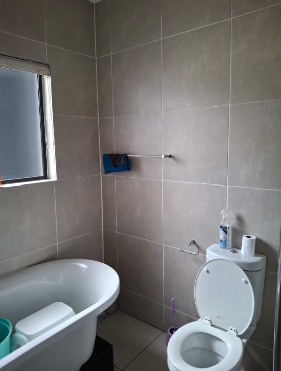 3 Bedroom Property for Sale in Longmeadow Gauteng