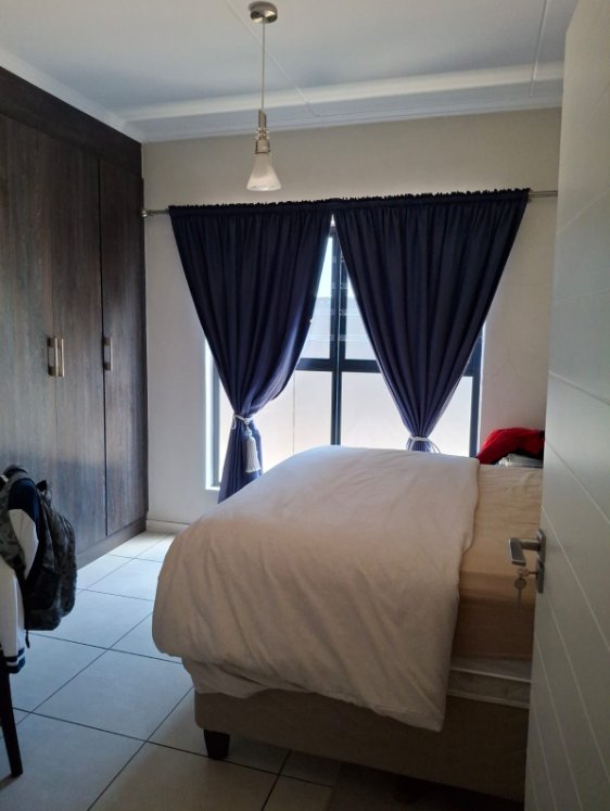 3 Bedroom Property for Sale in Longmeadow Gauteng