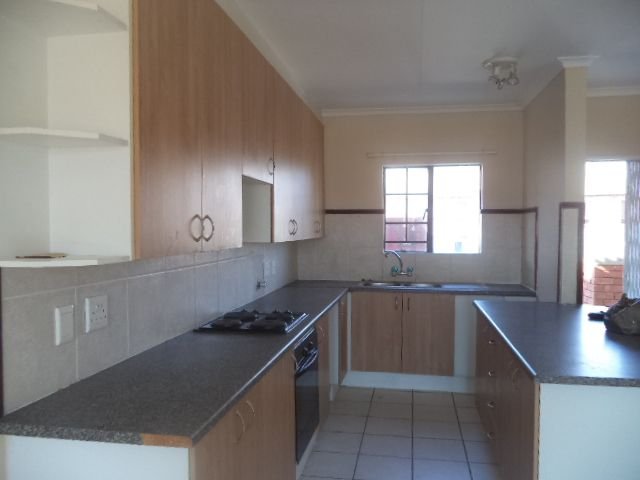 To Let 2 Bedroom Property for Rent in The Orchards Gauteng