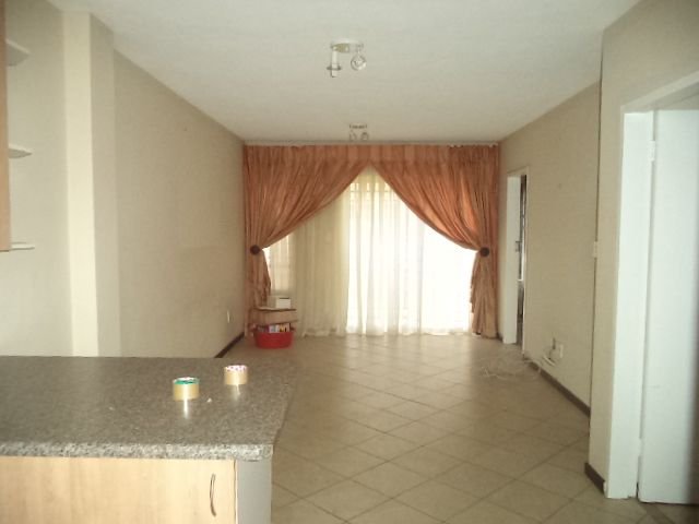 To Let 2 Bedroom Property for Rent in The Orchards Gauteng
