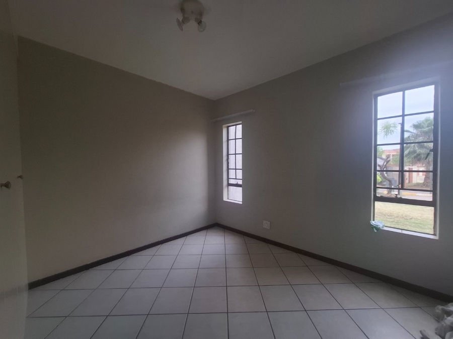 To Let 2 Bedroom Property for Rent in The Orchards Gauteng