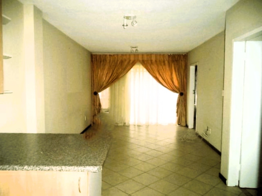 To Let 2 Bedroom Property for Rent in The Orchards Gauteng