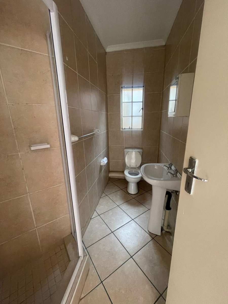 To Let 3 Bedroom Property for Rent in Terenure Gauteng