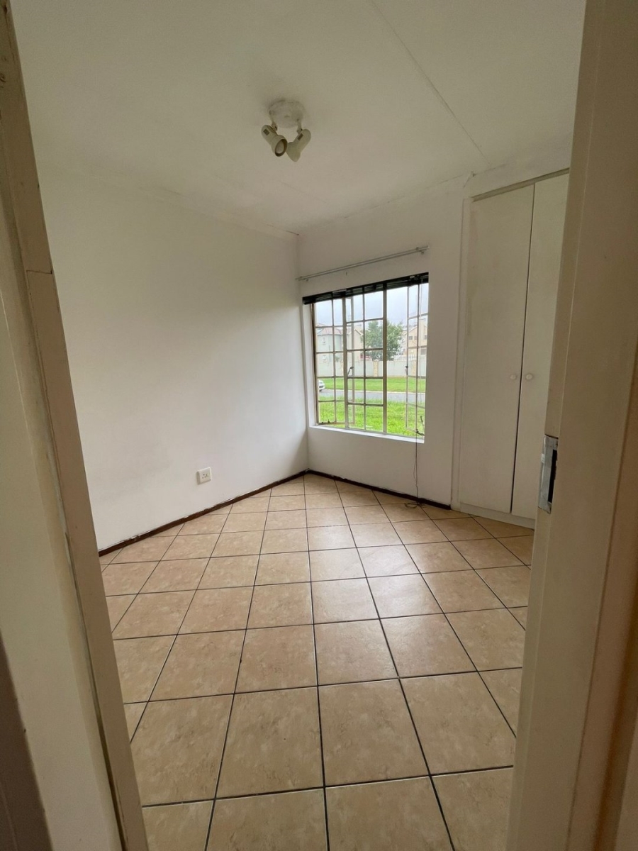 To Let 3 Bedroom Property for Rent in Terenure Gauteng