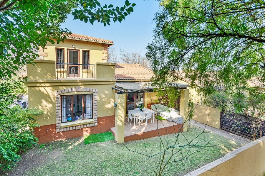 To Let 3 Bedroom Property for Rent in Douglasdale Gauteng