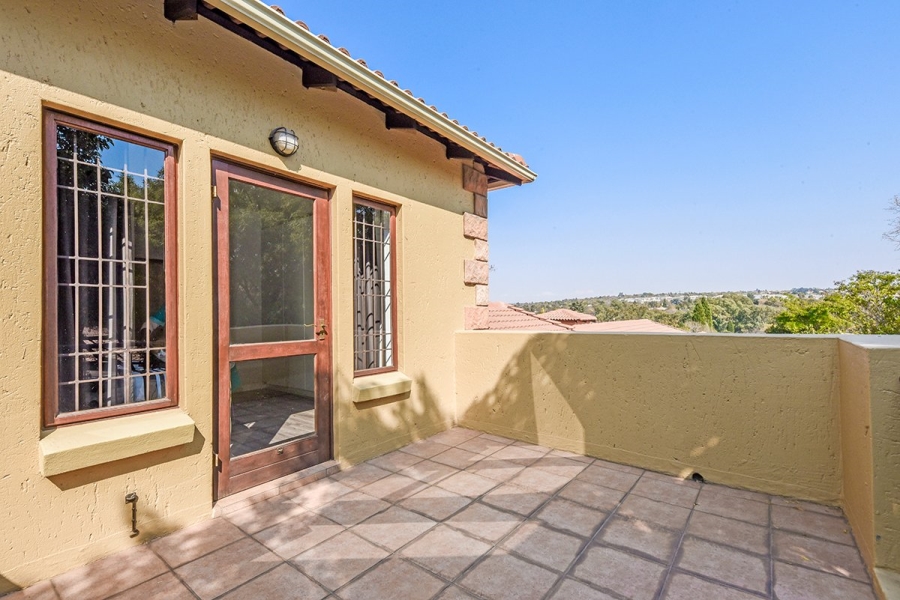 To Let 3 Bedroom Property for Rent in Douglasdale Gauteng