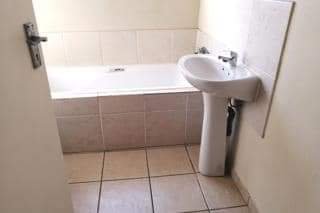 2 Bedroom Property for Sale in The Orchards Gauteng