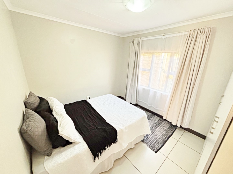 2 Bedroom Property for Sale in Scarlet Park Gauteng
