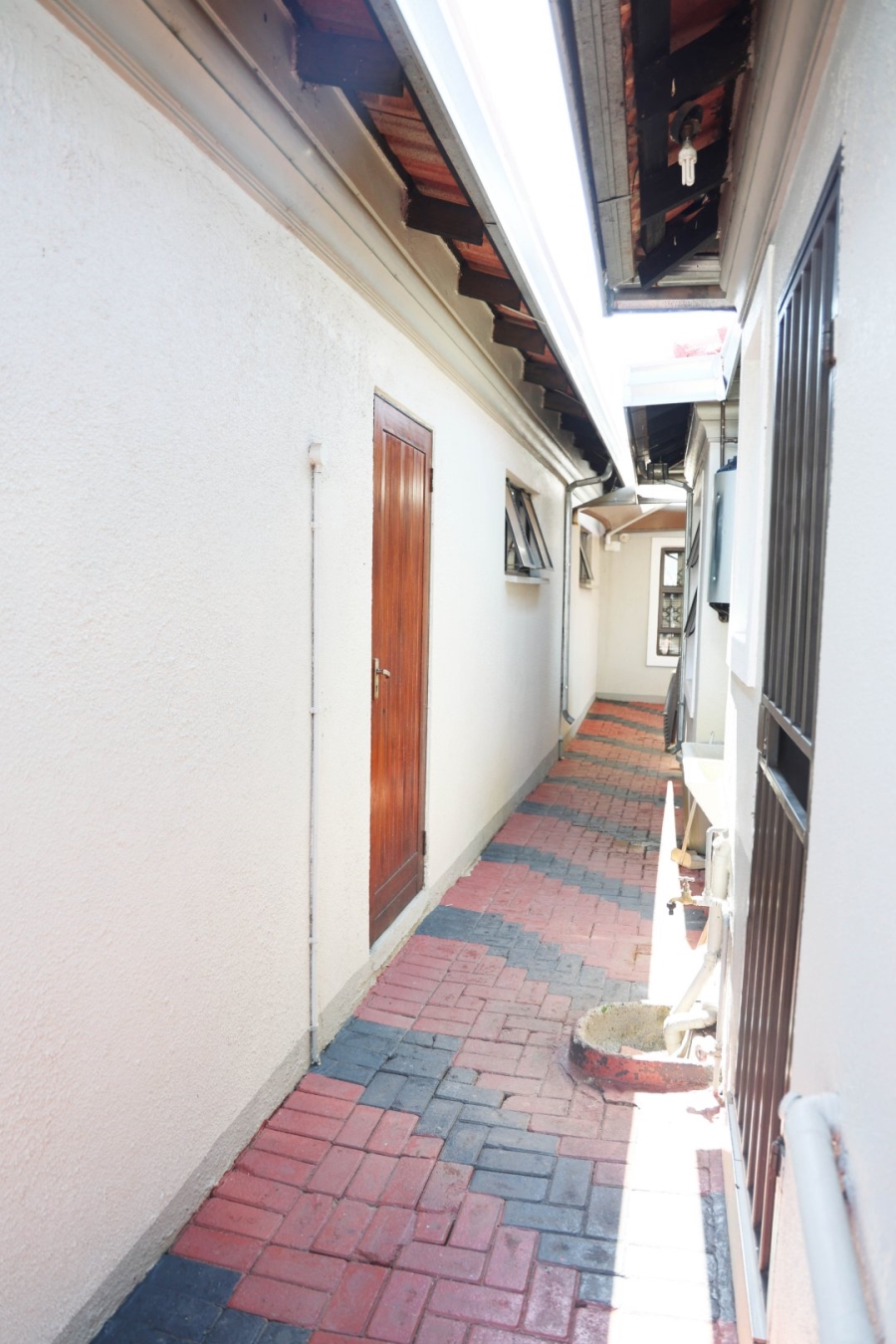 2 Bedroom Property for Sale in Protea Glen Gauteng
