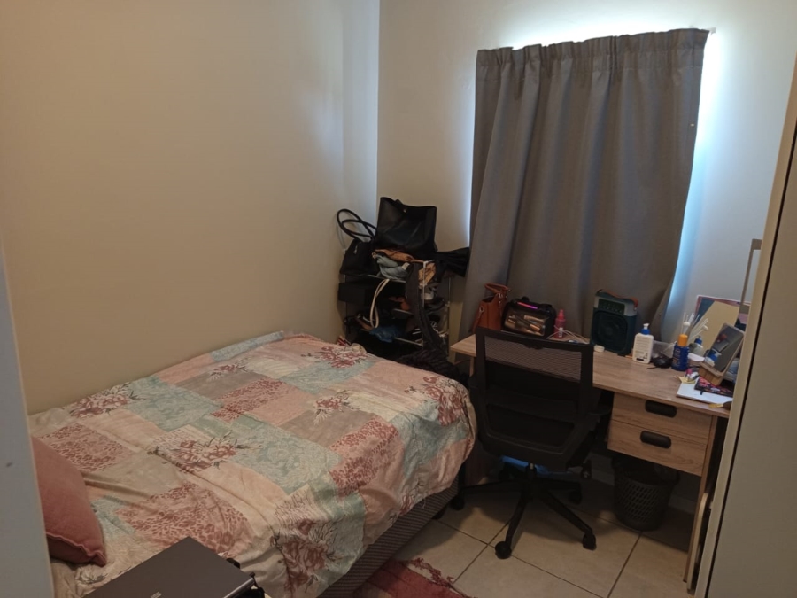 2 Bedroom Property for Sale in Grand Central Gauteng