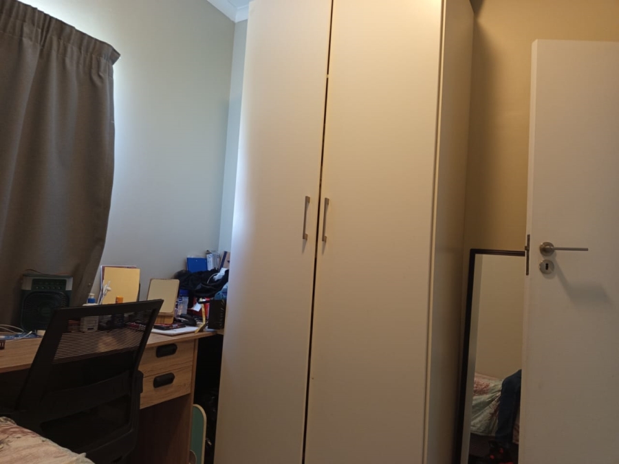 2 Bedroom Property for Sale in Grand Central Gauteng