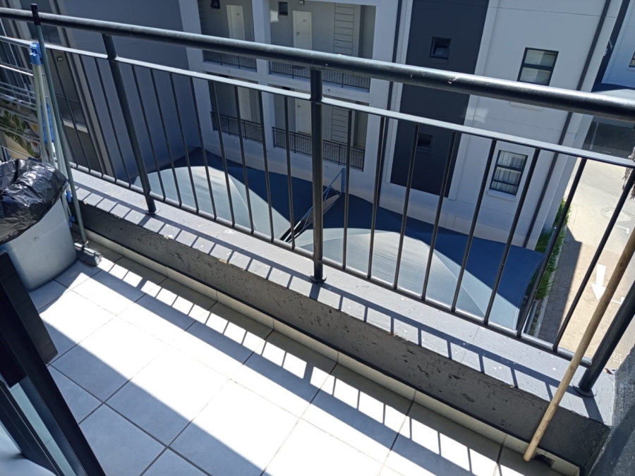 2 Bedroom Property for Sale in Grand Central Gauteng