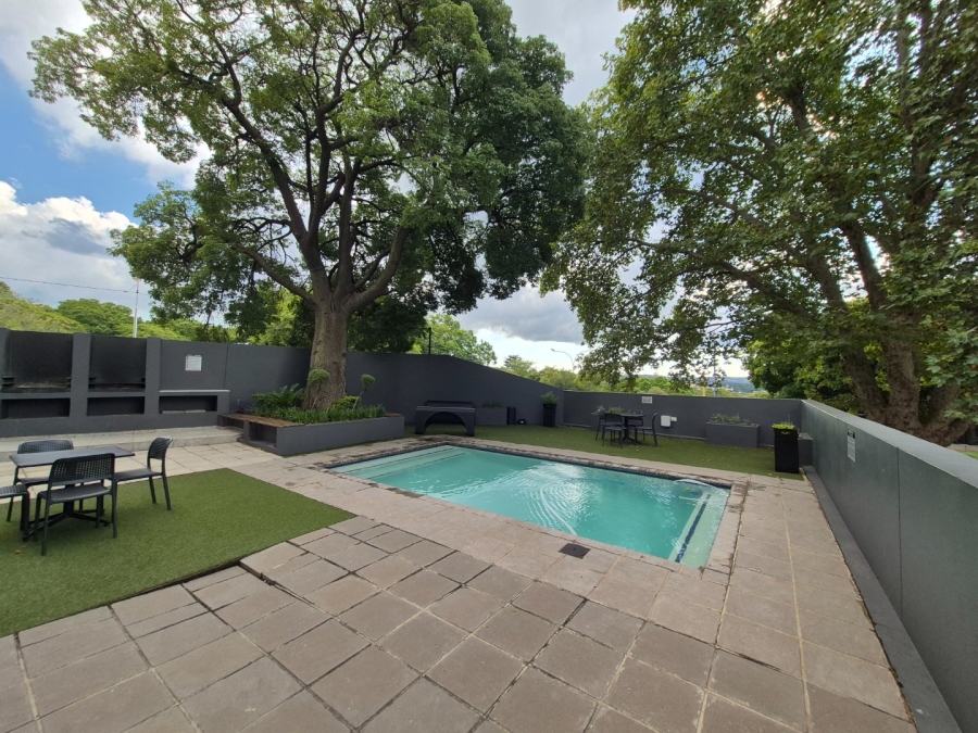 2 Bedroom Property for Sale in Rosebank Gauteng