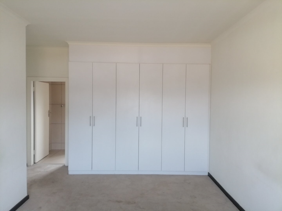 2 Bedroom Property for Sale in Lilianton Gauteng