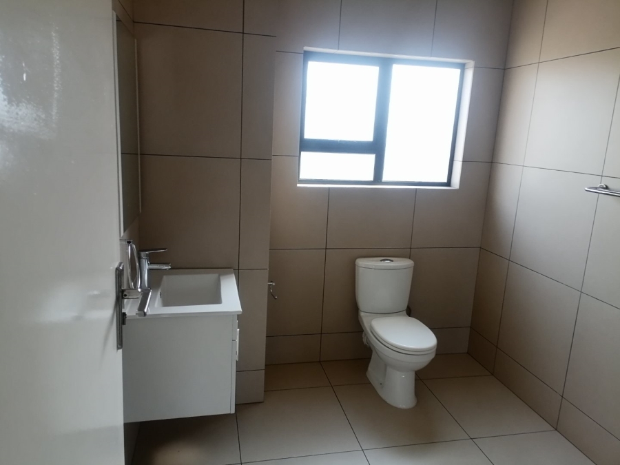 2 Bedroom Property for Sale in Lilianton Gauteng