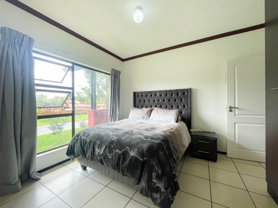 2 Bedroom Property for Sale in Noordwyk Gauteng