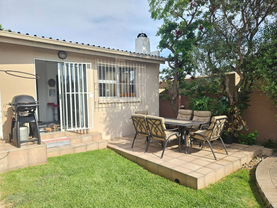 3 Bedroom Property for Sale in Bromhof Gauteng