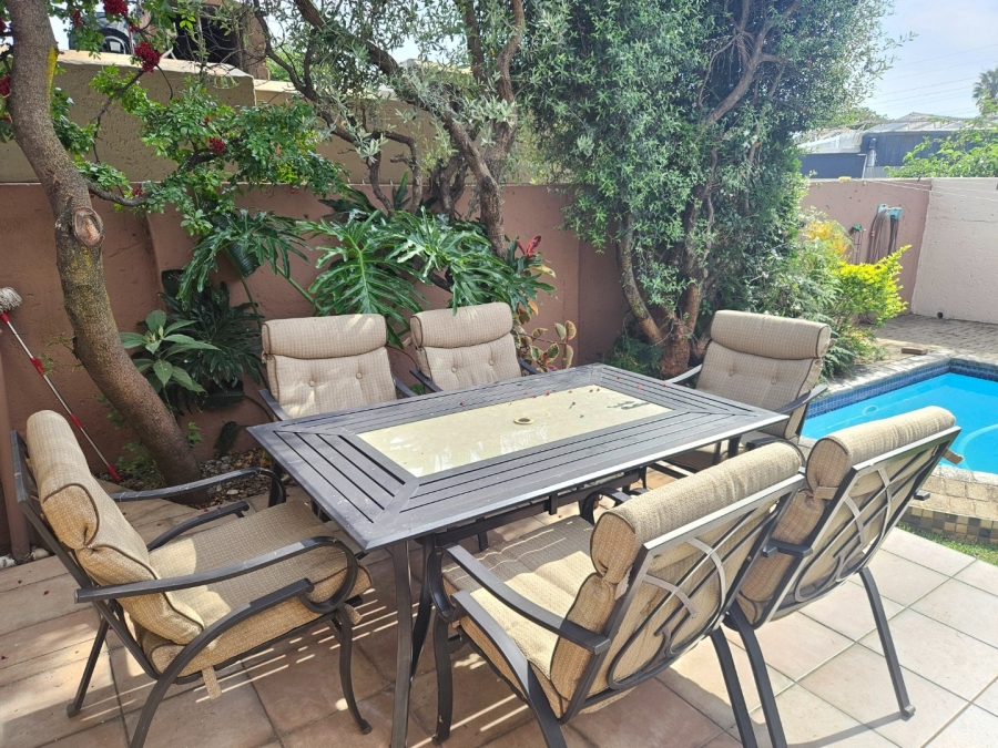 3 Bedroom Property for Sale in Bromhof Gauteng