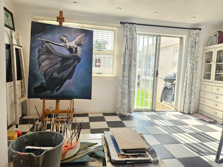 3 Bedroom Property for Sale in Bromhof Gauteng