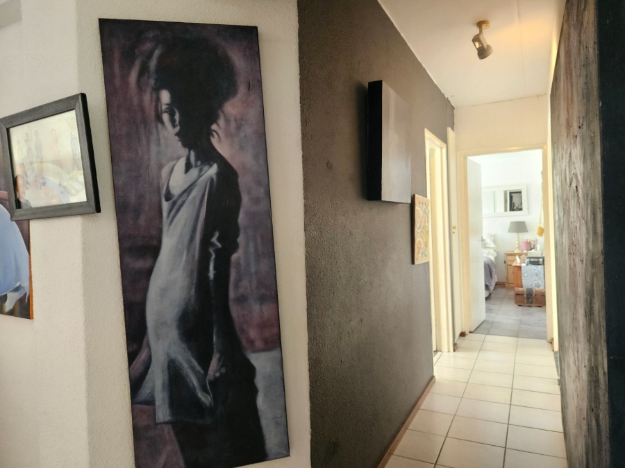 3 Bedroom Property for Sale in Bromhof Gauteng