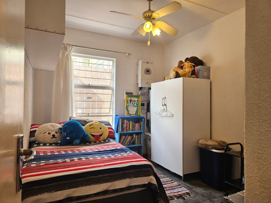 3 Bedroom Property for Sale in Bromhof Gauteng