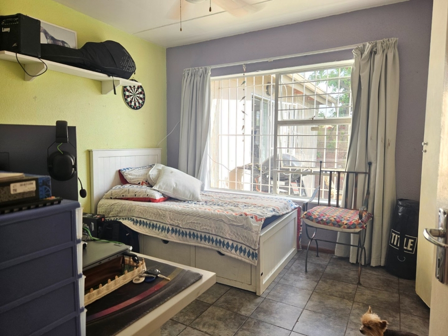 3 Bedroom Property for Sale in Bromhof Gauteng