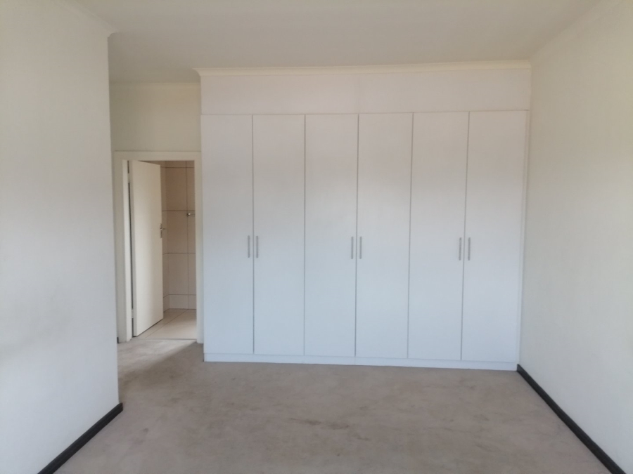 2 Bedroom Property for Sale in Lilianton Gauteng