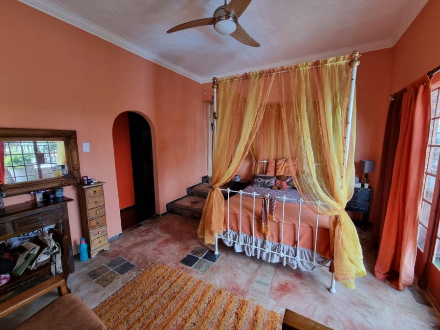 4 Bedroom Property for Sale in Vaaloewer Gauteng