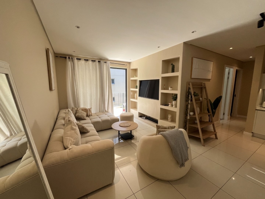 To Let 2 Bedroom Property for Rent in Houghton Estate Gauteng