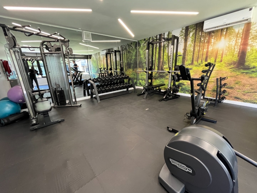 To Let 2 Bedroom Property for Rent in Houghton Estate Gauteng