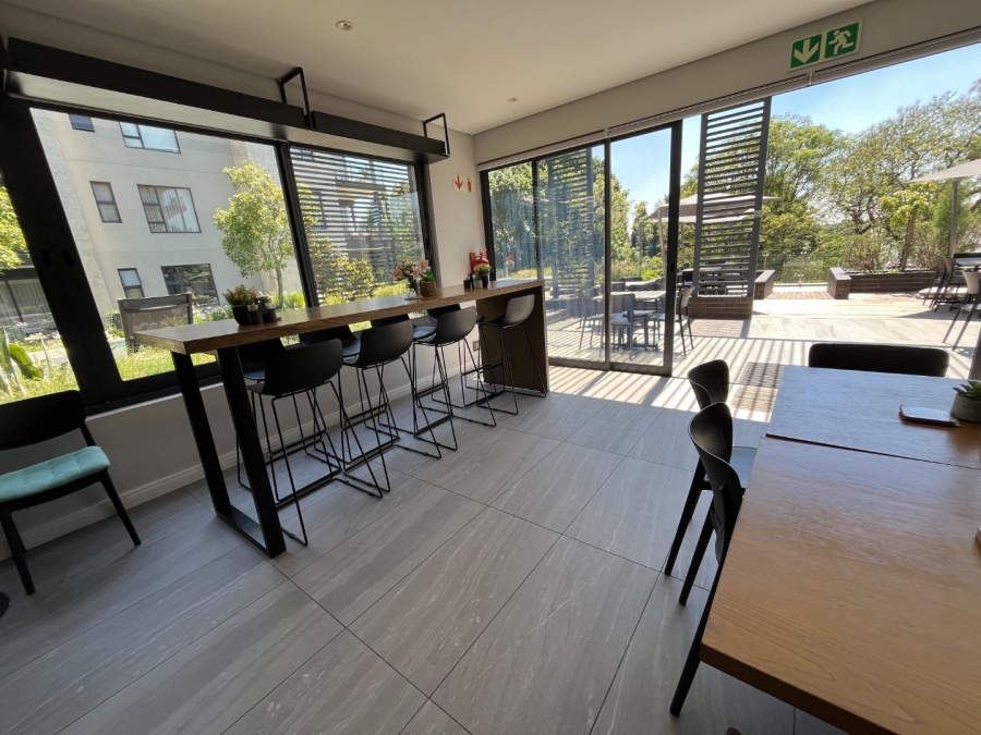 To Let 2 Bedroom Property for Rent in Houghton Estate Gauteng