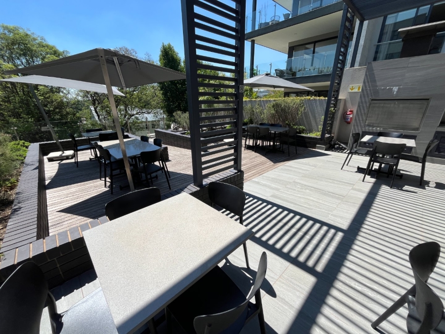 To Let 2 Bedroom Property for Rent in Houghton Estate Gauteng