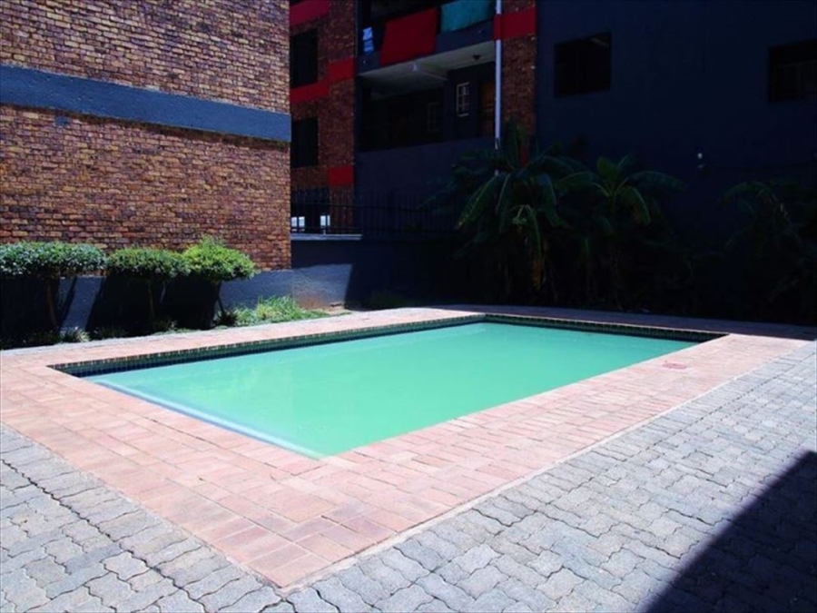 1 Bedroom Property for Sale in Ravenswood Gauteng