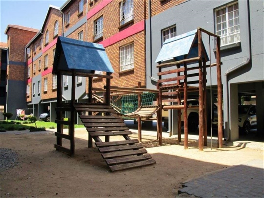1 Bedroom Property for Sale in Ravenswood Gauteng