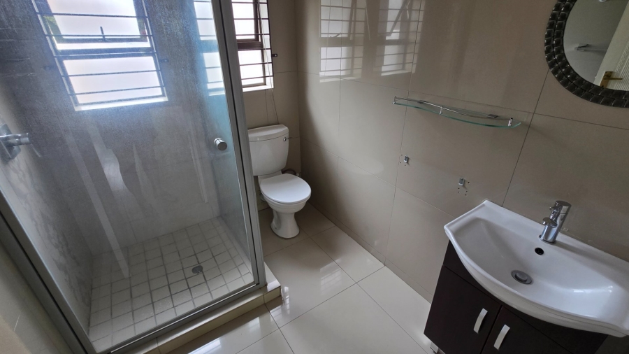 To Let 2 Bedroom Property for Rent in Blue Valley Golf Estate Gauteng