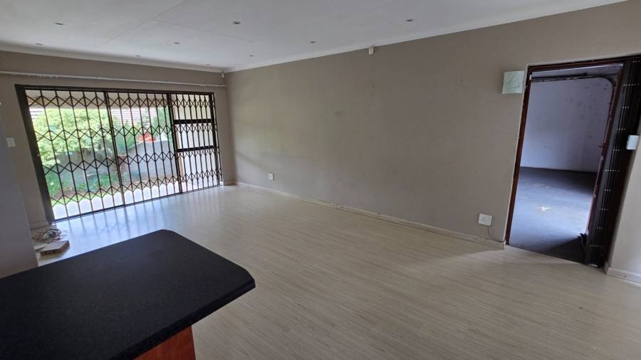 To Let 2 Bedroom Property for Rent in Blue Valley Golf Estate Gauteng