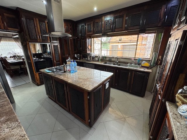 4 Bedroom Property for Sale in Esther Park Gauteng