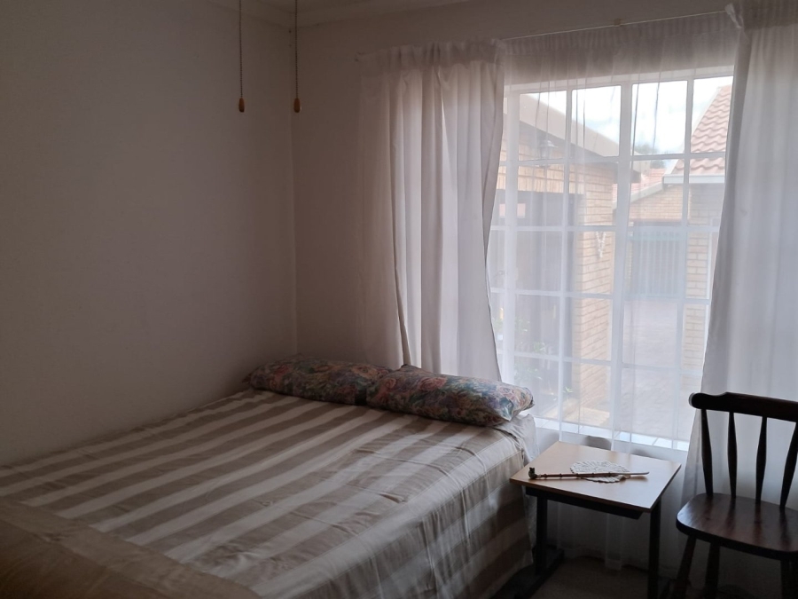 3 Bedroom Property for Sale in Noordheuwel Gauteng