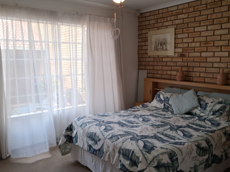 3 Bedroom Property for Sale in Noordheuwel Gauteng