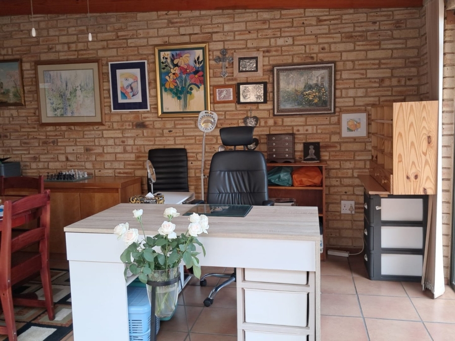 3 Bedroom Property for Sale in Noordheuwel Gauteng
