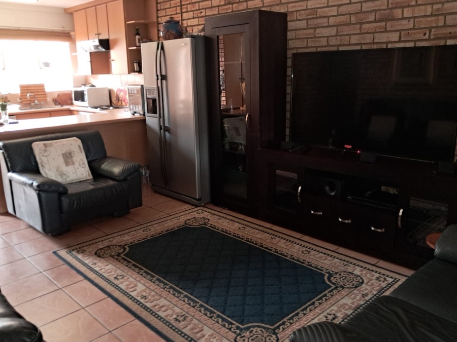 3 Bedroom Property for Sale in Noordheuwel Gauteng