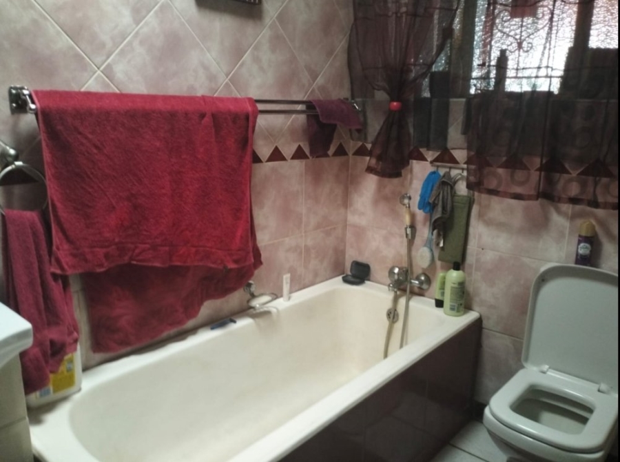 4 Bedroom Property for Sale in Gerdview Gauteng